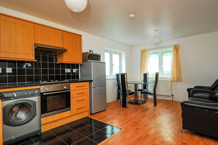 1 Bedroom Flat To Rent In Broadway, West Ealing, London, W13