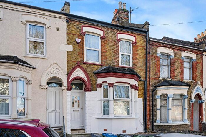 3 Bedroom Terraced House For Sale In Riverdale Road, Plumstead, London, SE18