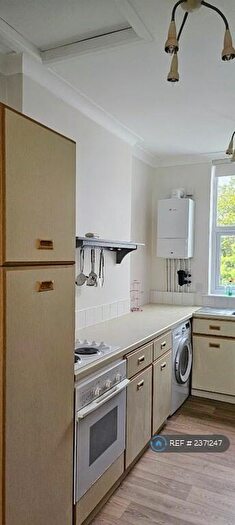1 Bedroom Flat To Rent In Fenwick Road, London, SE15