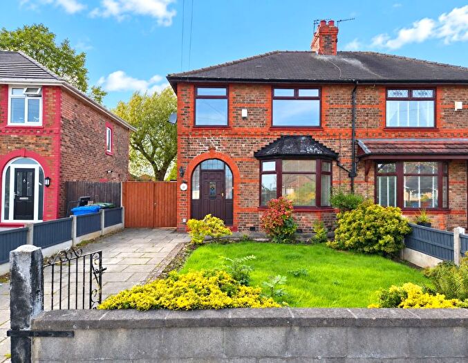 3 Bedroom Semi Detached House For Sale In Hood Lane North, Great Sankey, Warrington, WA5