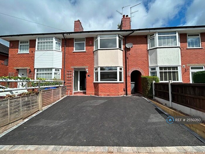 4 Bedroom Terraced House To Rent In Ashlands Road, Stoke On Trent, ST4