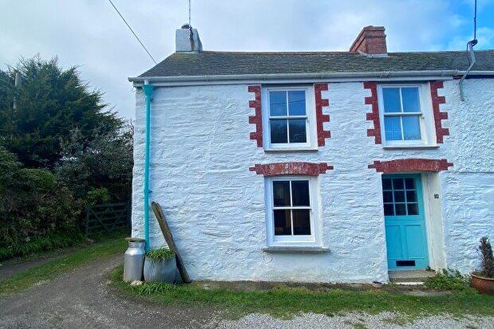 2 Bedroom Property To Rent In Goonbell, St. Agnes, TR5
