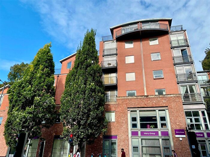 2 Bedroom Flat For Sale In The Jacobs Building, Burton Court, Bristol, BS8