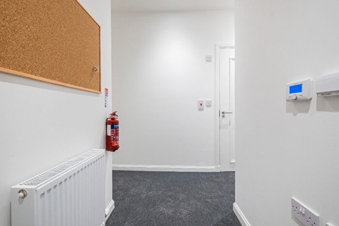 1 Bedroom Flat To Rent In Shakespeare Street, North Kelvinside, Glasgow, G20