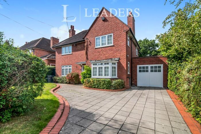 3 Bedroom Detached House To Rent In Swarthmore Road, B29