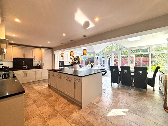 4 Bedroom Detached House For Sale In Thirlmere, Stevenage, SG1