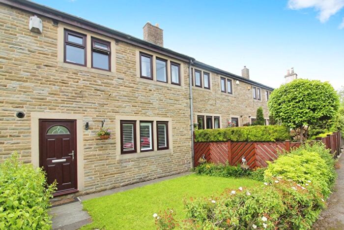 3 Bedroom Terraced House To Rent In Tong Lane, Tong, Bradford, BD4
