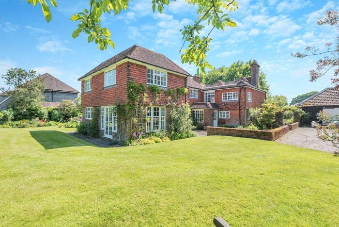 5 Bedroom Detached House For Sale In Copse Lane, Long Sutton, Hampshire, RG29