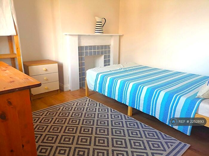 4 Bedroom Semi-Detached House To Rent In Littlebourne Road, Canterbury, CT1