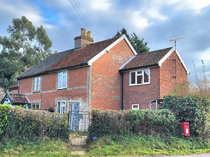 3 Bedroom Semi-Detached House For Sale In Rectory Road, Hemingstone, Ipswich, Suffolk, IP6
