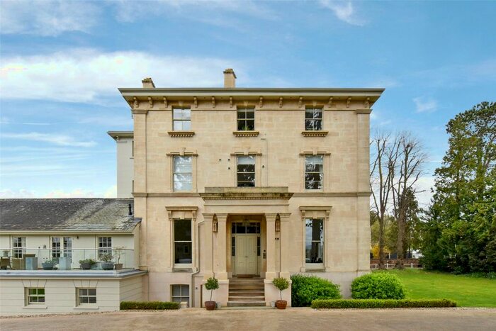 1 Bedroom Flat To Rent In Ellerslie House, Albert Road, Cheltenham, Gloucestershire, GL52