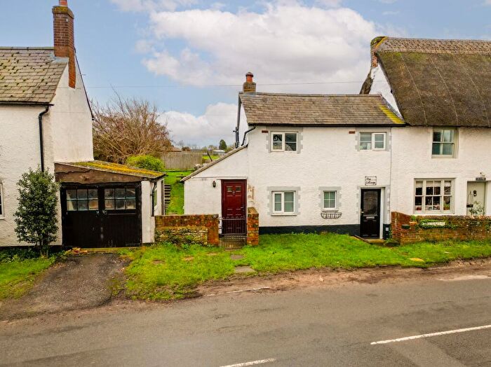 2 Bedroom Semi-Detached House For Sale In The Green, Cuddington, HP18