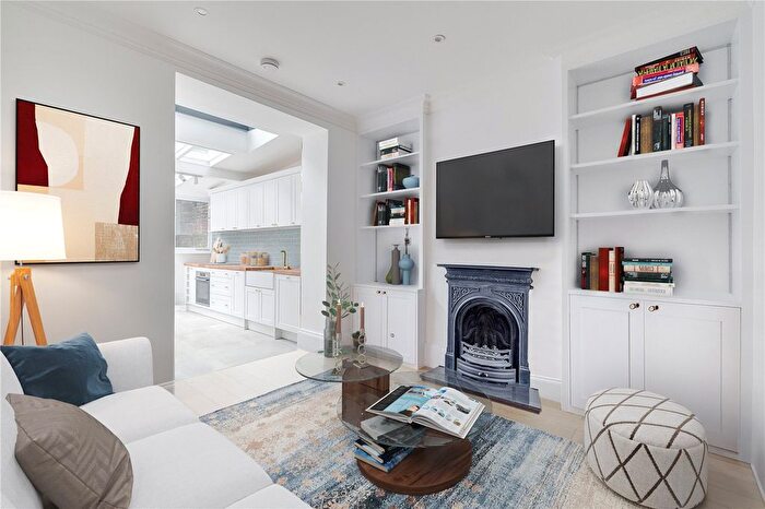 2 Bedroom Flat To Rent In Comeragh Road, London, W14