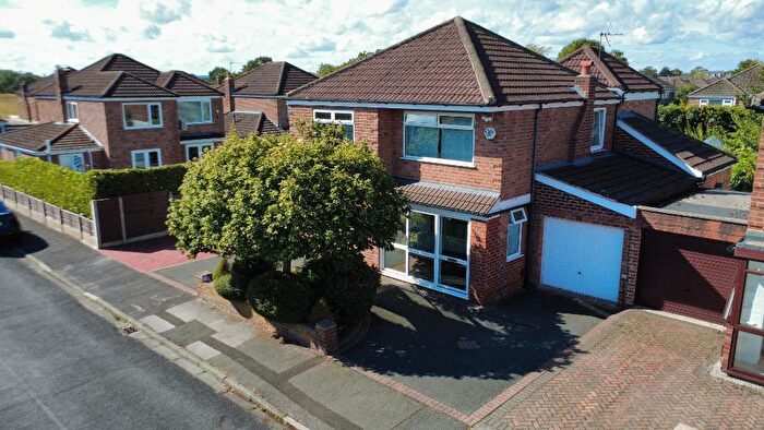 4 Bedroom Detached House For Sale In Bradwell Road, Hazel Grove, Stockport, SK7