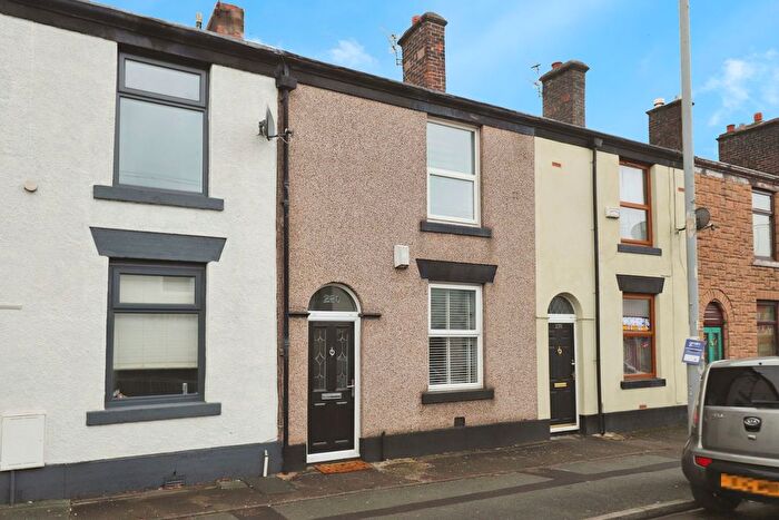 2 Bedroom Terraced House For Sale In Tottington Road, Bury, BL8