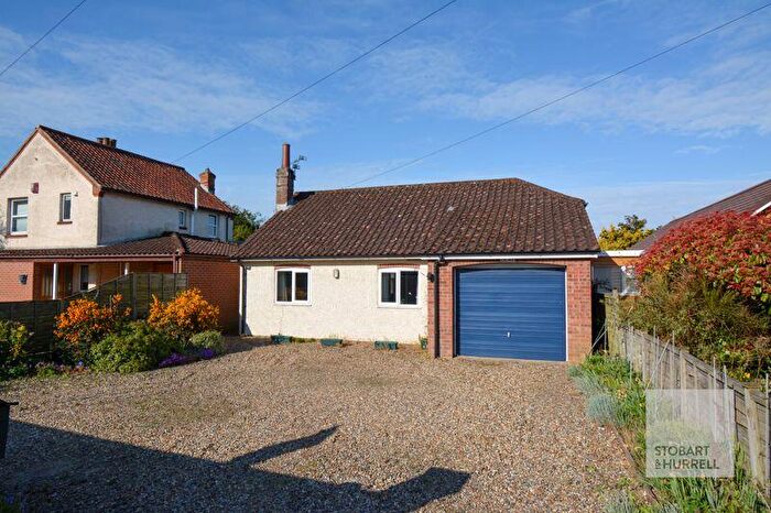 2 Bedroom Bungalow For Sale In Norwich Road, Horstead, Norfolk, NR12