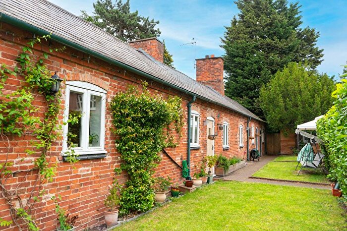 3 Bedroom Property For Sale In Old Church Street, Aylestone, Leicester, LE2