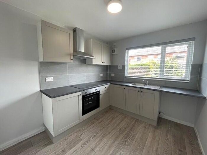 1 Bedroom Flat To Rent In Tudor Road, West Bridgford, NG2