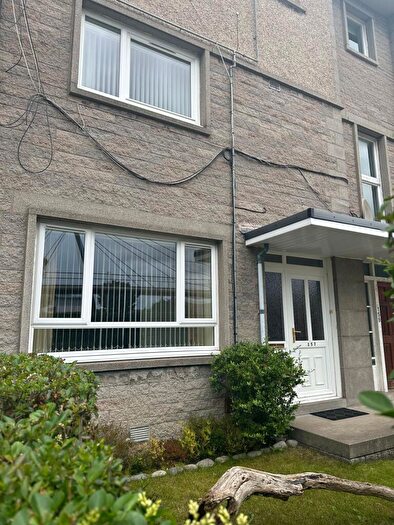 2 Bedroom Maisonette For Sale In Gray Street, Aberdeen, AB10