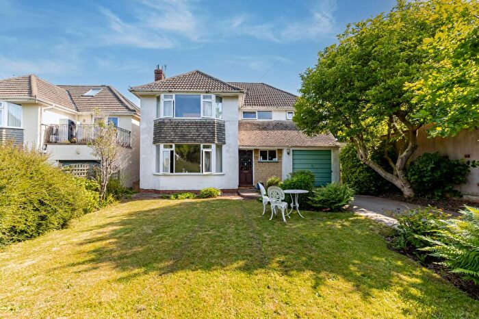 4 Bedroom Detached House For Sale In Oakleigh Close, Backwell, BS48