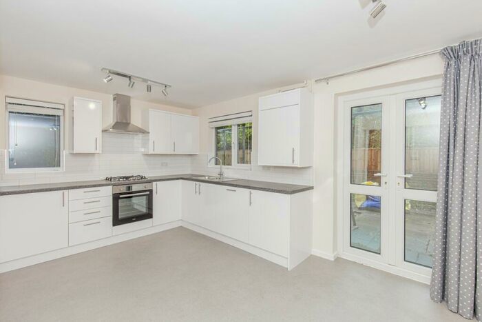 4 Bedroom Terraced House To Rent In Dale Close, Oxford, OX1