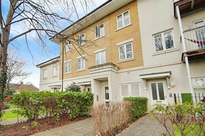 2 Bedroom Flat To Rent In Park Lodge Avenue, West Drayton, UB7