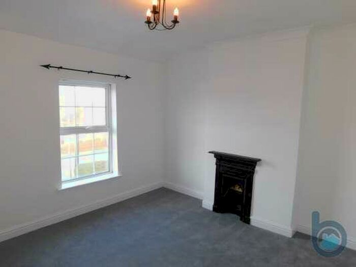 2 Bedroom End Of Terrace House To Rent In Broadway, Peterborough, Cambridgeshire, PE7