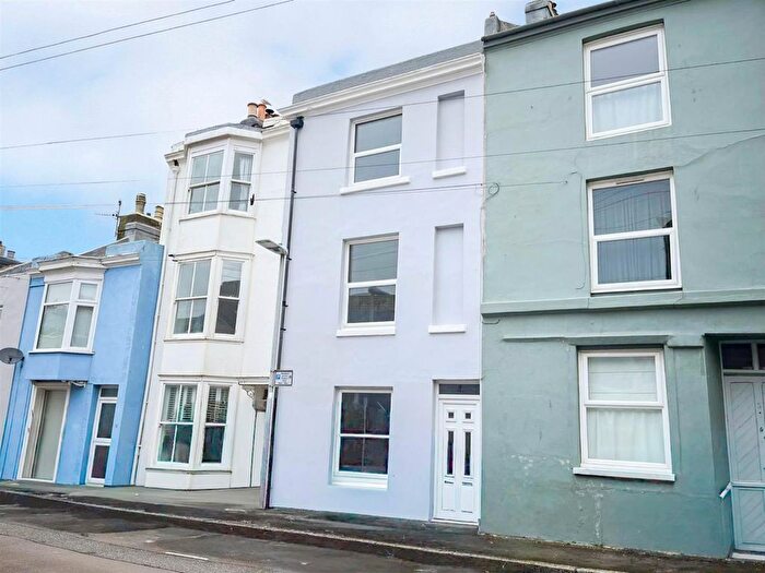 3 Bedroom Terraced House To Rent In Brook Street, Hastings, TN34
