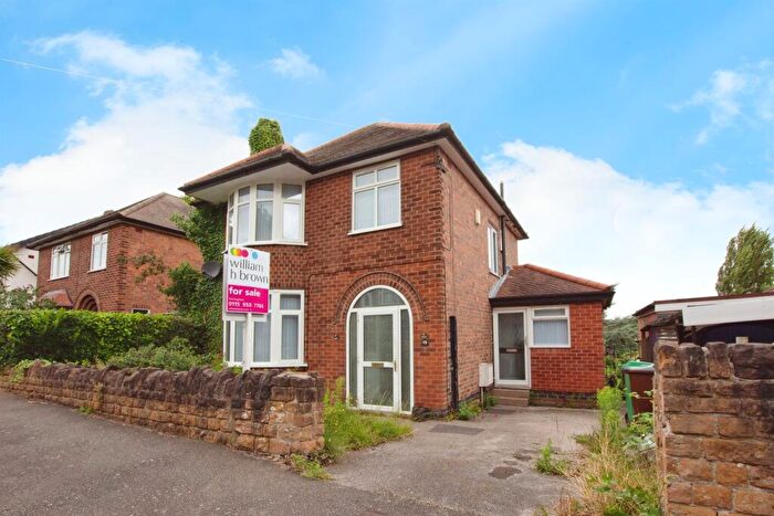 3 Bedroom Detached House For Sale In Newfield Road, Nottingham, NG5