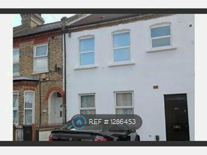 1 Bedroom Maisonette To Rent In Rommany Road, London SE27