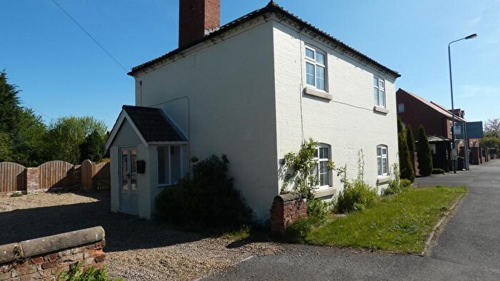 4 Bedroom Cottage To Rent In Barnby Moor, Retford, DN22
