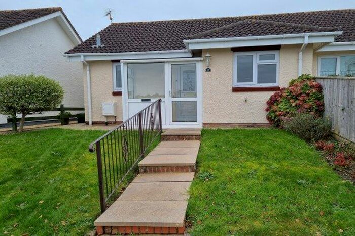 1 Bedroom Bungalow To Rent In Emblett Drive, Newton Abbot, TQ12