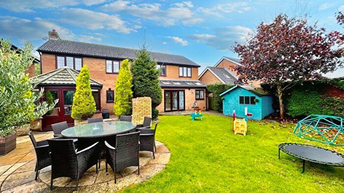 5 Bedroom Detached House For Sale In Beech Road, Branston, Lincoln, LN4