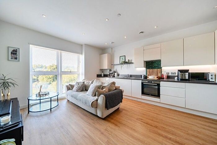 2 Bedroom Flat For Sale In Coddington Close, Ware, Hertfordshire, SG12