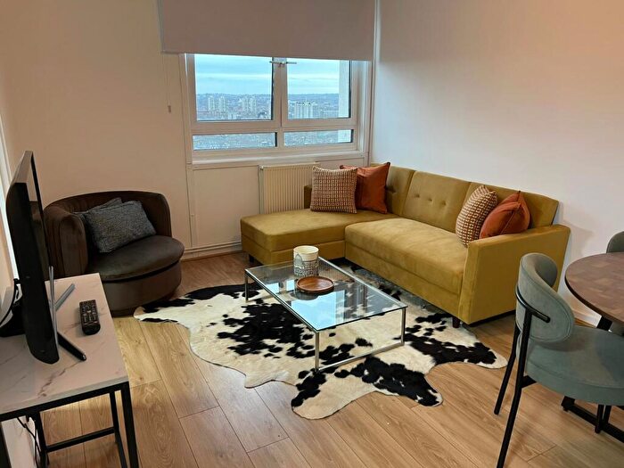 1 Bedroom Flat To Rent In Brittany Point, Lollard Street, SE11