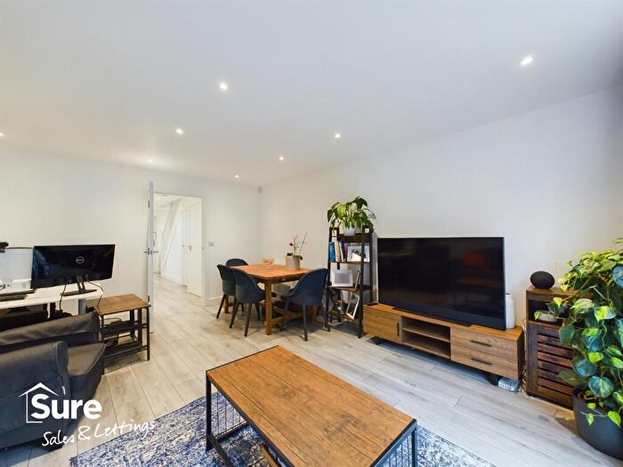 3 Bedroom Terraced House To Rent In Wood Lane End, Hemel Hempstead, Hertfordshire, HP2