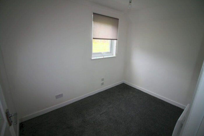 1 Bedroom Flat To Rent In Pegasus Avenue, Carluke, ML8