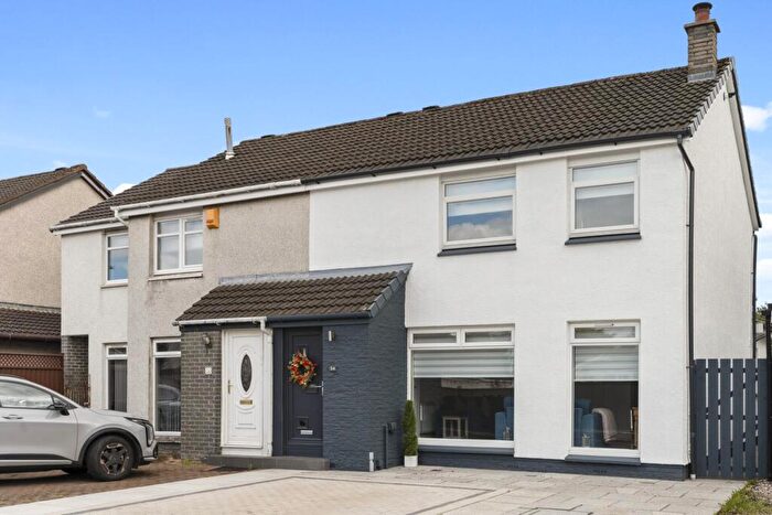 3 Bedroom Semi-Detached House For Sale In Morriston Crescent, Renfrew, PA4