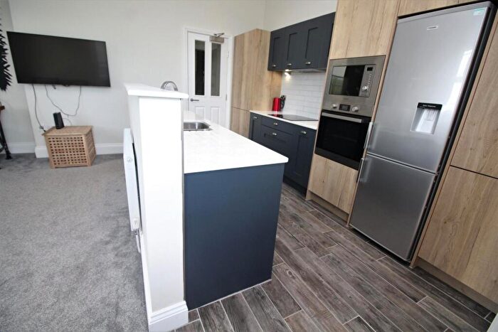 4 Bedroom Apartment To Rent In Picton Manor, City Centre, Newcastle Upon Tyne, NE1