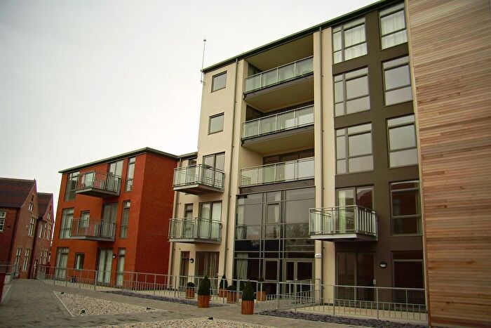 2 Bedroom Flat To Rent In Hooton House, Beeston, NG9