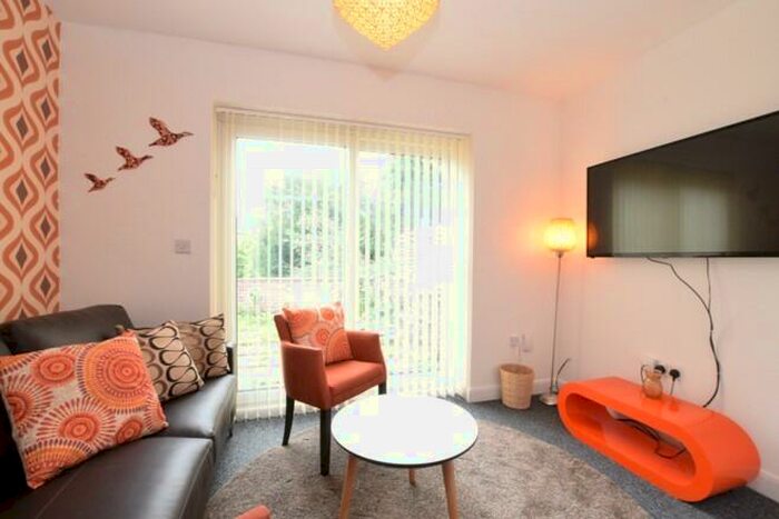 5 Bedroom House To Rent In Arnesby Road, Lenton, Nottingham, NG7