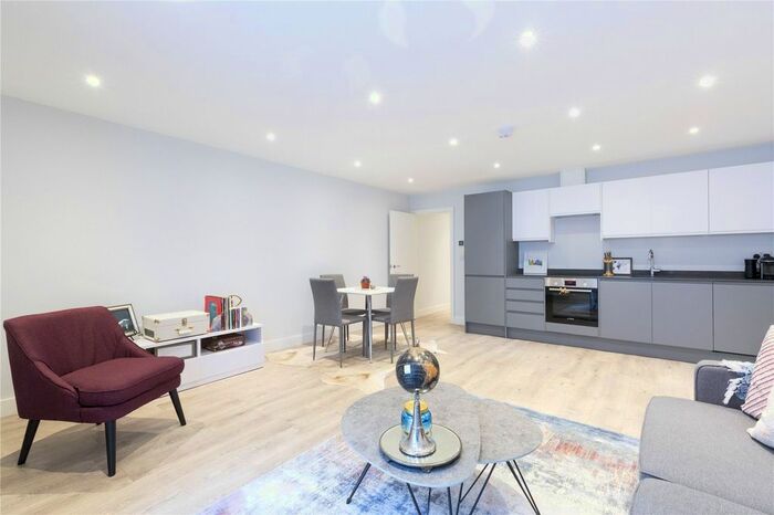 1 Bedroom Flat To Rent In Almeida Street, London, N1