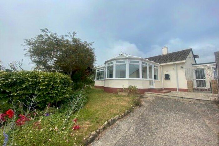 3 Bedroom Bungalow To Rent In Boswergy, Penzance, TR18