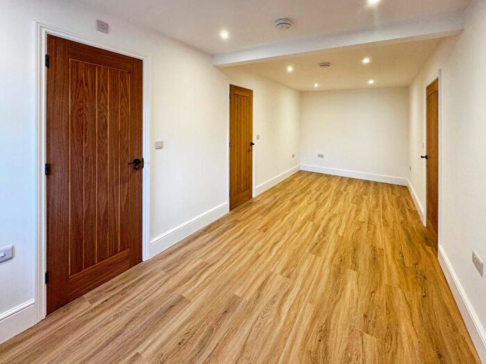 2 Bedroom Apartment To Rent In Station Street, Kibworth, Leicester, LE8