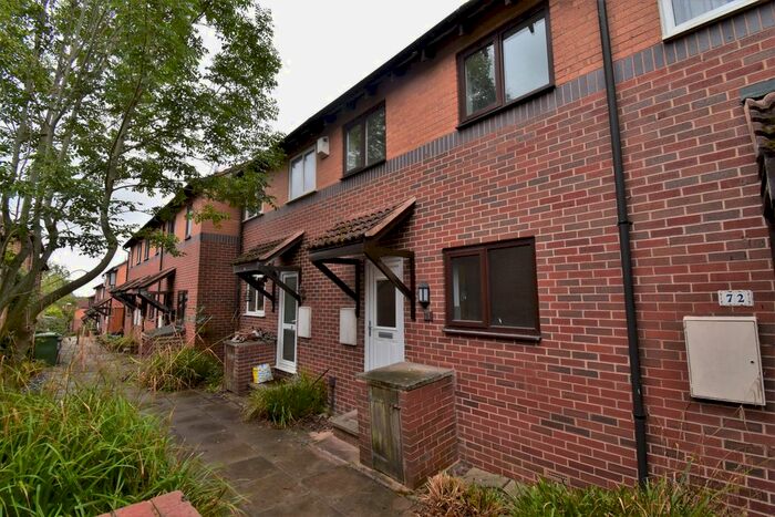 2 Bedroom Terraced House To Rent In Farm Hill, Exeter, EX4