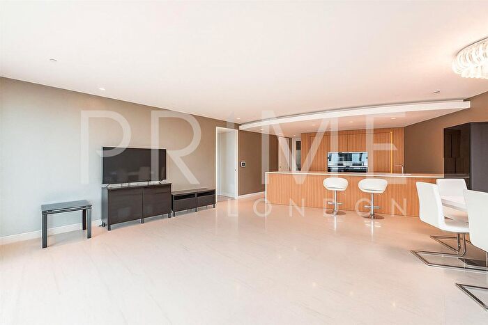 3 Bedroom Flat To Rent In The Tower, One St George Wharf, London, SW8