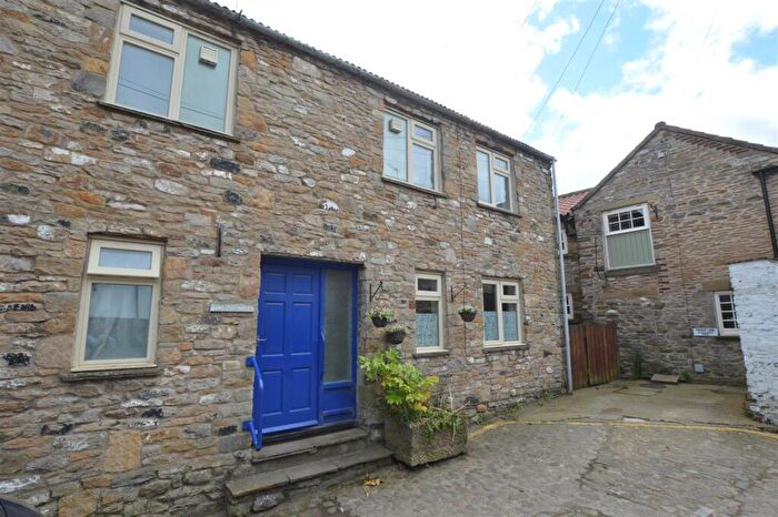 2 Bedroom Apartment To Rent In Flat J, Wynd House, Castle Wynd, Richmond, DL10