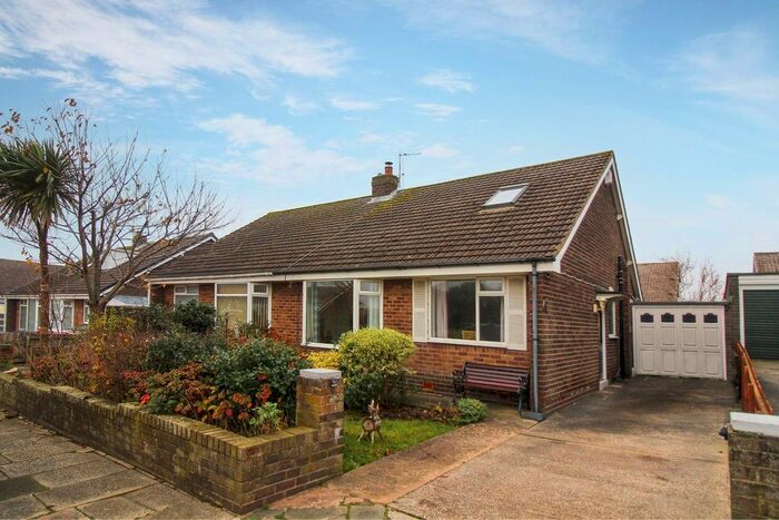 3 Bedroom Bungalow For Sale In Benfield Grove, Seaton Sluice, Whitley Bay, NE26
