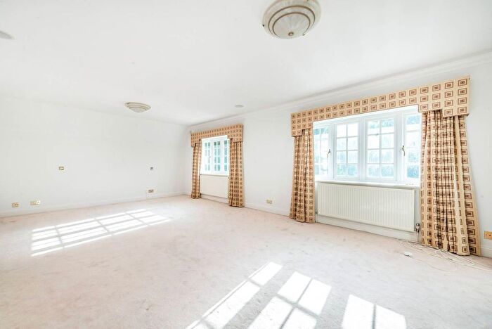 5 Bedroom Detached House To Rent In Wentworth Drive, Virginia Water, GU25