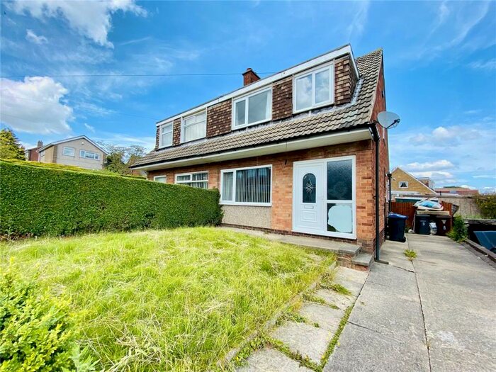 3 Bedroom Semi-Detached House To Rent In Aynsley Grove, Allerton, Bradford, West Yorkshire, BD15